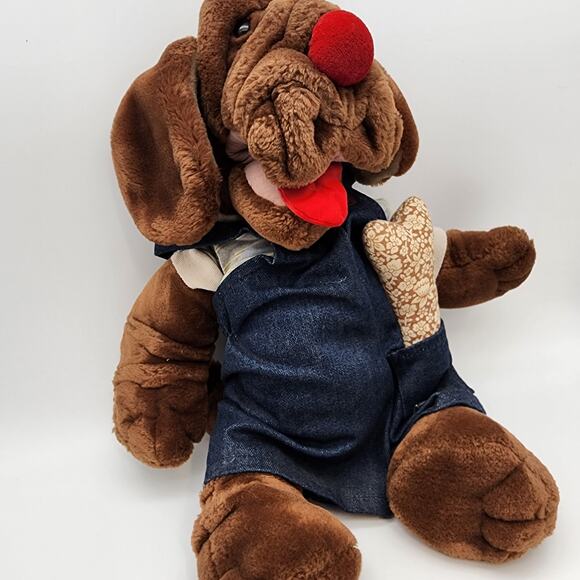 Ganz Bros Wrinkles Brown Dog Hand Puppet 17” Overalls Bone Tag Vintage 1981 - Picture 4 of 11